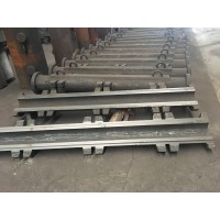 河鑄重工生產(chǎn)雙開鋼錠模脫模快壽命長(zhǎng)