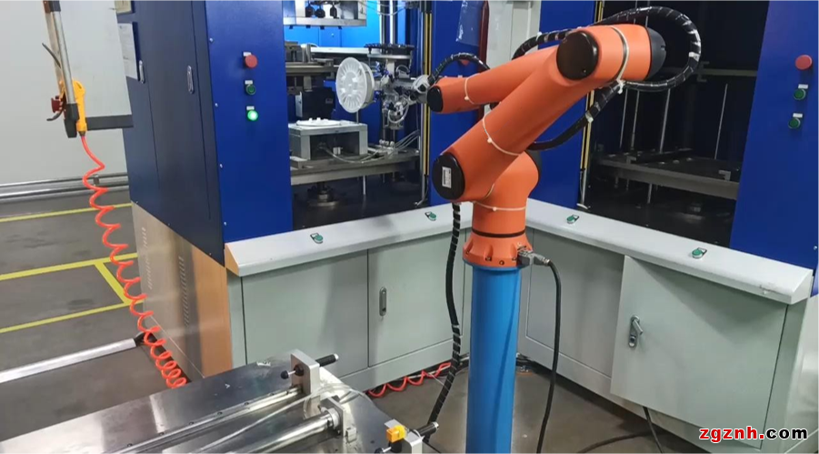 大族協(xié)作機器人在上下料的典型應(yīng)用，多樣表現(xiàn)樣樣都出色