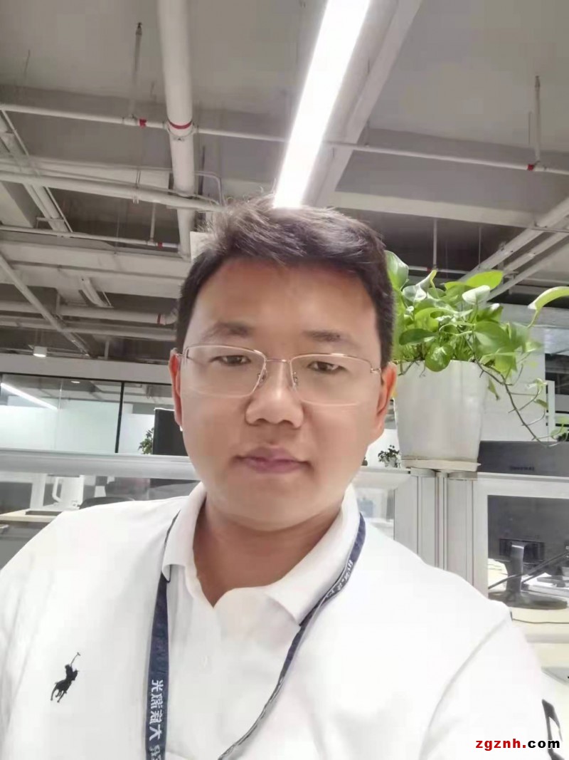 張濤雷： 大族激光精密焊接事業(yè)群-3C焊接及自動化總經(jīng)理助理、深圳市智能化學(xué)會智能裝備專委會秘書長