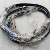 供應機器人IRB1600本體線纜3HAC021827-001，議價