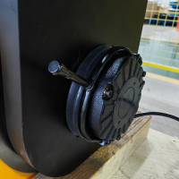 牽引式AGV立式舵輪 智能倉儲(chǔ)業(yè)，食品醫(yī)藥業(yè)，通訊器材業(yè)解決方案